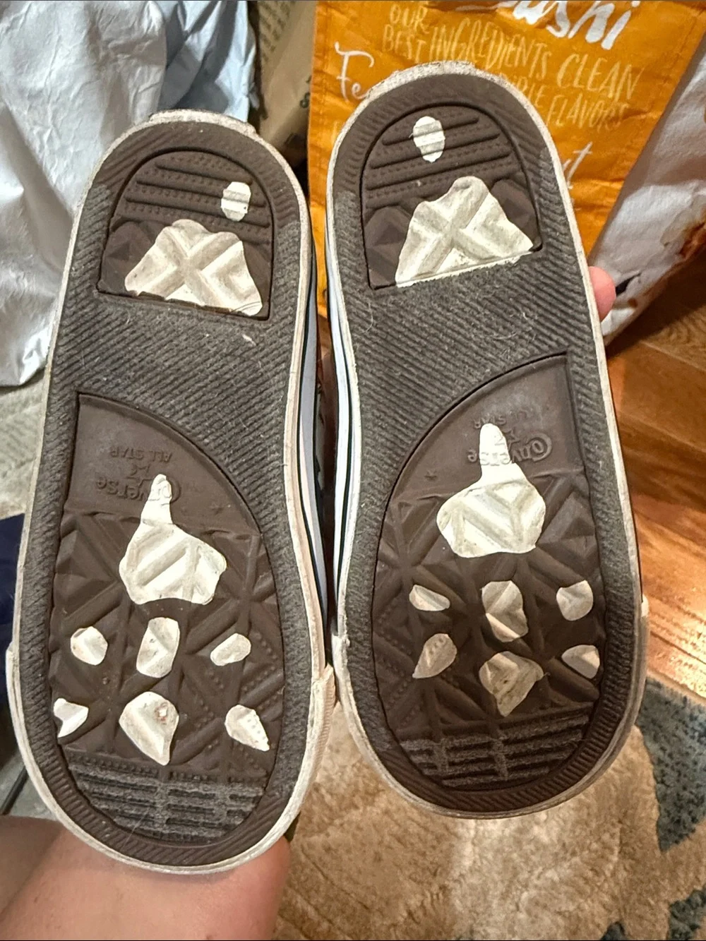 Converse white kids